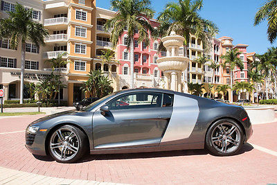 Audi : R8 R8 Coupe Audi R8- Loaded- 6 speed- B&O-LED-Full Leather-Full Carbon-2600 miles-$144 MSRP