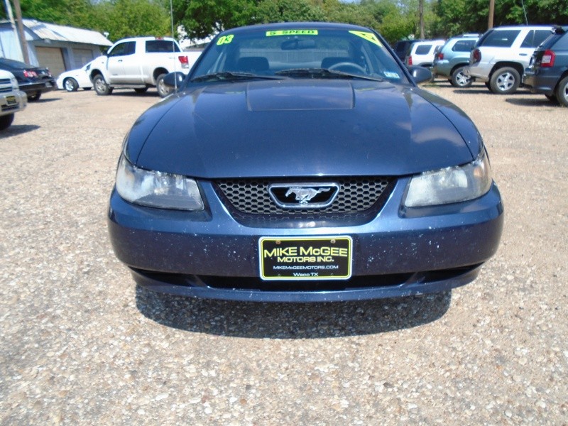 2003 Ford Mustang 2dr Cpe Standard