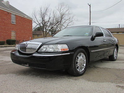 Lincoln : Town Car Limited  Town Car Limited 4-Door v8 4.6L Loaded Leather Power options autocheck must see