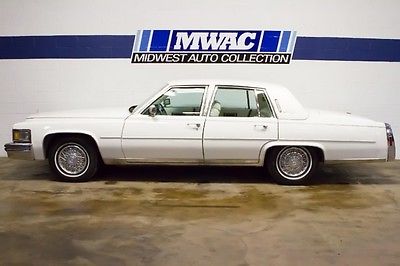 Cadillac : Fleetwood TRIPLE WHITE~ONLY 38K MILES~7 LITER ENGINE~V8~CLASSY~COLLECTIBLE~