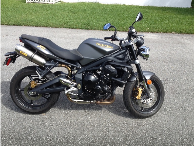 2010 Triumph Street Triple R