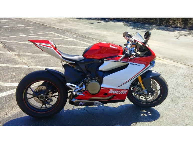2012 Ducati Superbike 1199 PANIGALE S