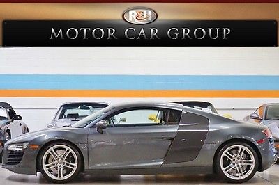 Audi : R8 4.2L Carbon blades heated leather seats automatic CD navigation V8 documented