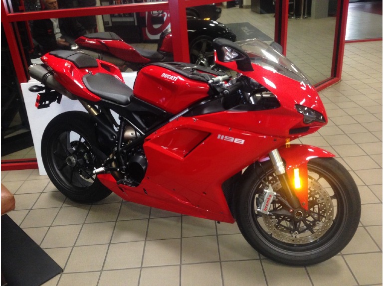 2010 Ducati Superbike 1198