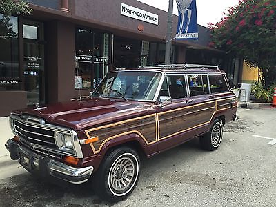 Jeep : Wagoneer Base Sport Utility 4-Door 1990 jeep grand wagoneer red on red very clean cold a c