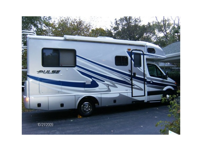 2009 Fleetwood Pulse 24D