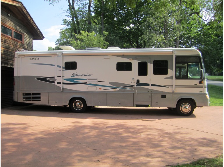 2004 Itasca Suncruiser 33V