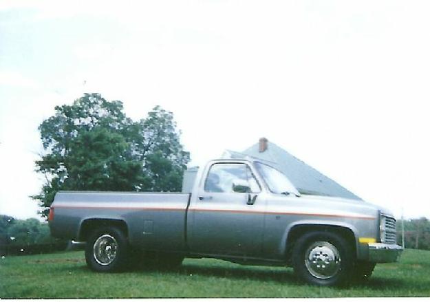 1983 Chevrolet C30 for: $19899