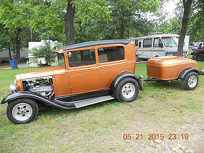 Ford : Model A Copper Beautiful Copper with Black Vinyl Top 1931 Model A