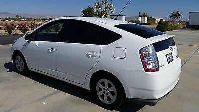 Toyota : Prius Base Hatchback 4-Door 2008 prius maintained by dealer in great condition upgraded stereo