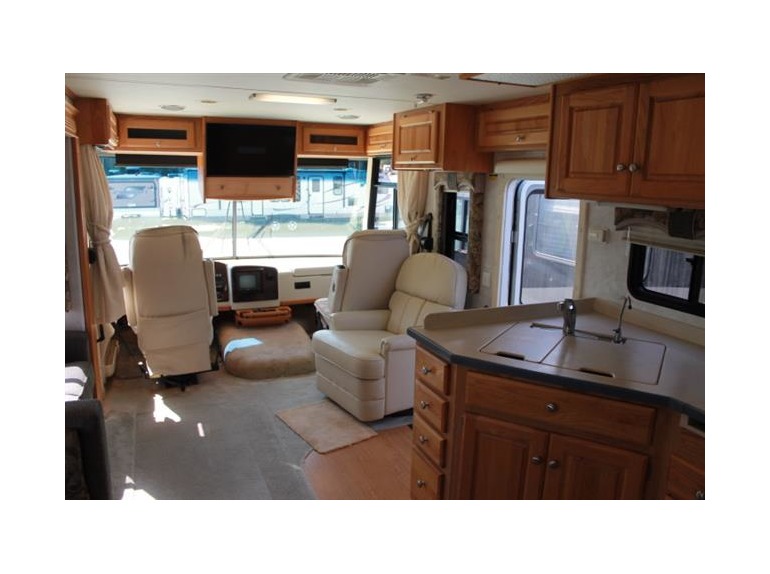 2004 Holiday Rambler Vacationer 34SBD