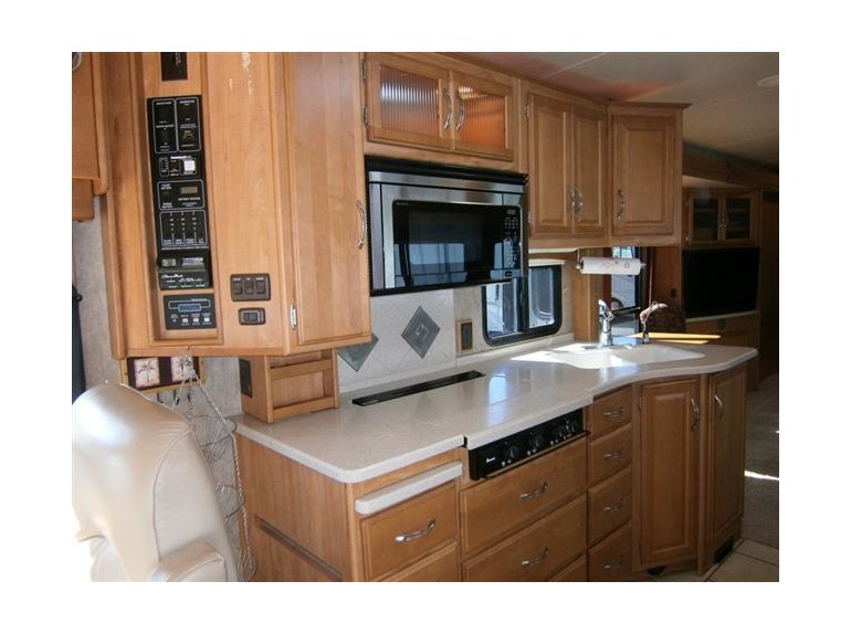 2007 Winnebago Tour 40TD