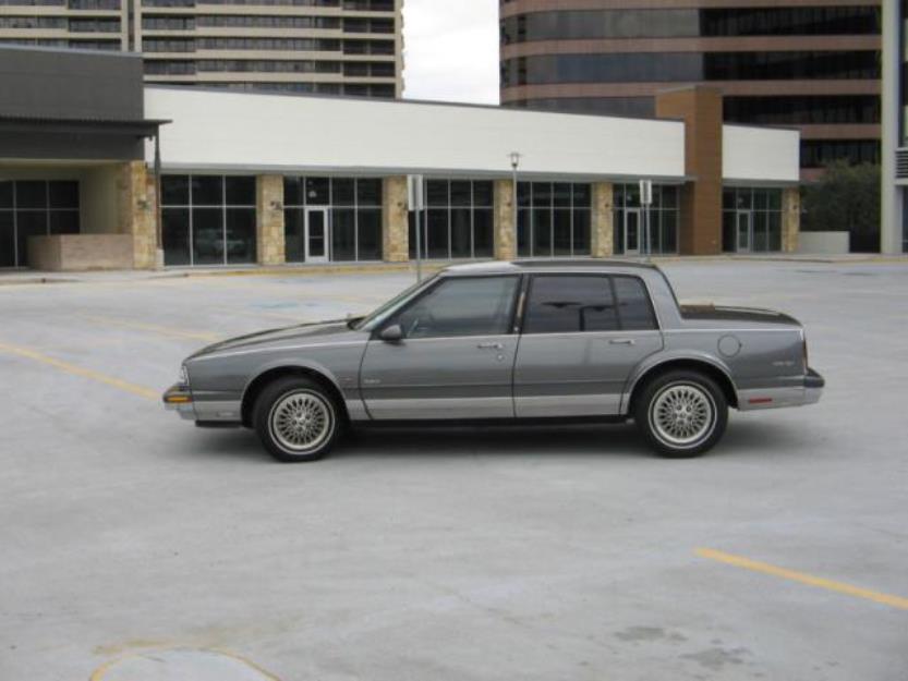 Oldsmobile 1989