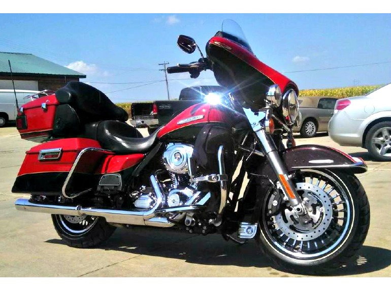 2011 Harley-Davidson FLHTK Ultra Limited