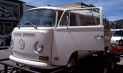 Volkswagen : Bus/Vanagon White 1971 vw westfalia restored walk thru camper