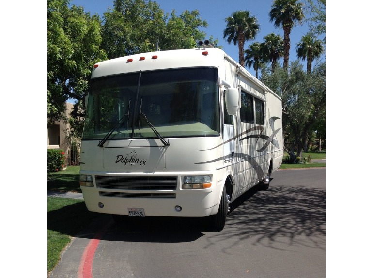 2003 National Dolphin Lx