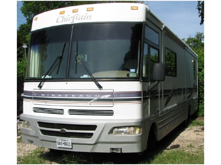 1998 Winnebago Chieftain 33WB