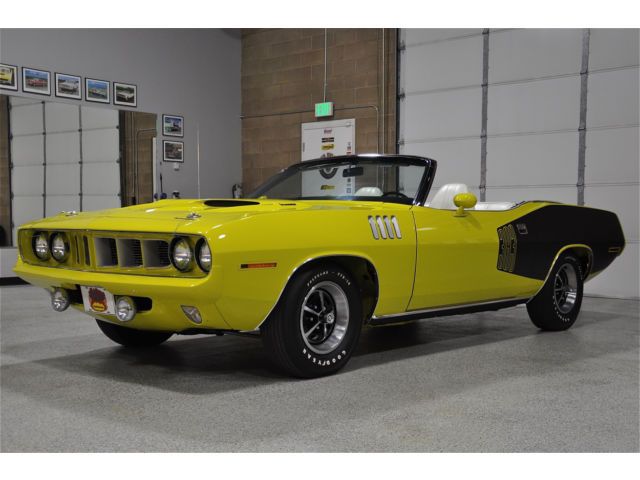 Plymouth : Barracuda 383 Convert. 1971 plymouth cuda 383 convertible the finest in the world a museum piece