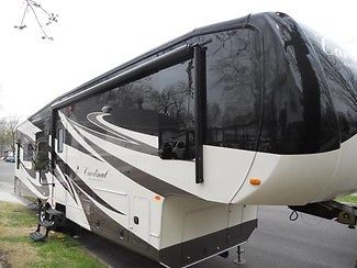 2012 Forest River Cardinal 3550RL 39.40ft Fifth Wheel, 3 Slide Outs, 1 Owner!