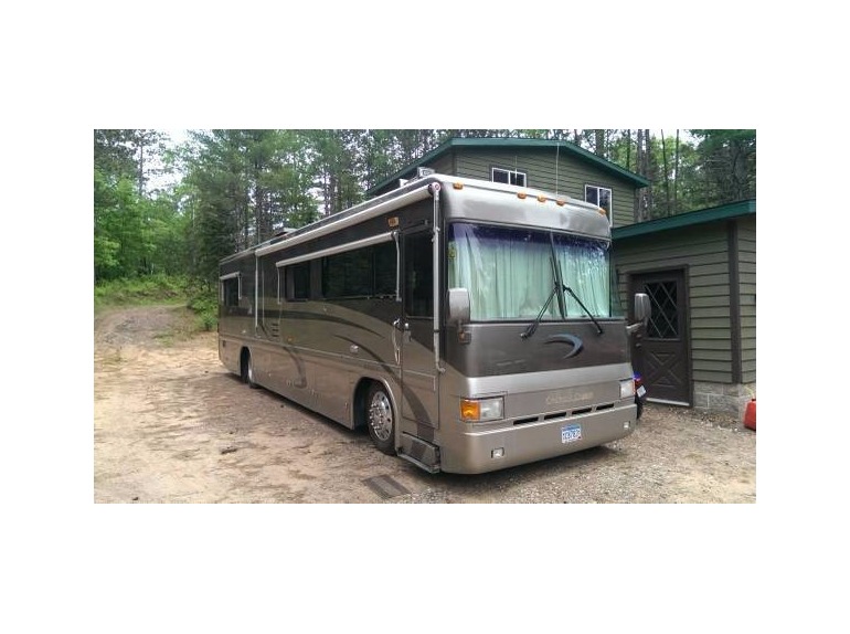 1995 Country Coach Intrigue 36'