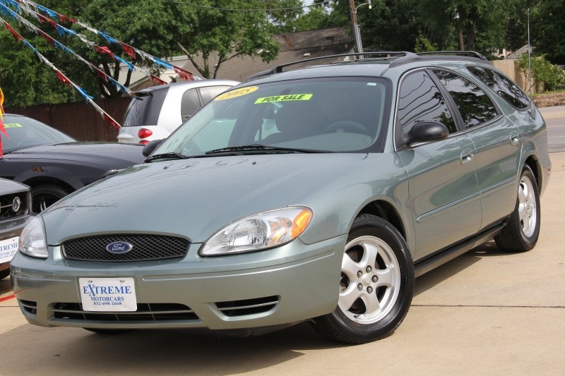 2005 Ford Taurus 4Dr Stationwagon Only 63K Miles *WE FINANCE*