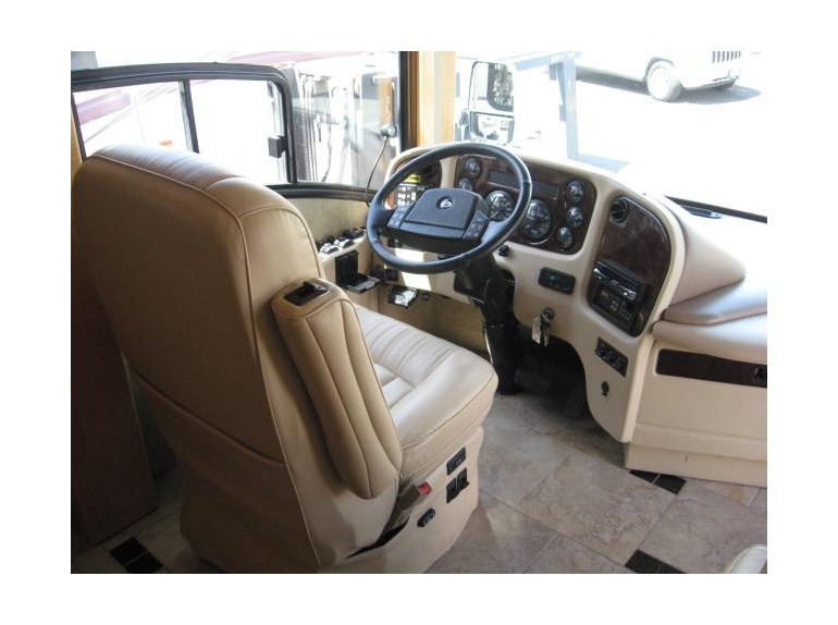 2006 Country Coach Allure 470