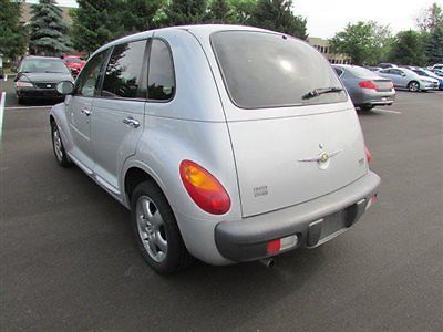 Chrysler : PT Cruiser 4dr Wagon Limited 4 dr wagon limited automatic gasoline 2.4 l 4 cyl silver