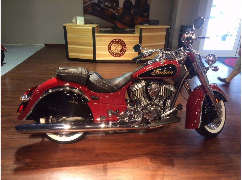 2015 Indian Chief CLASSIC