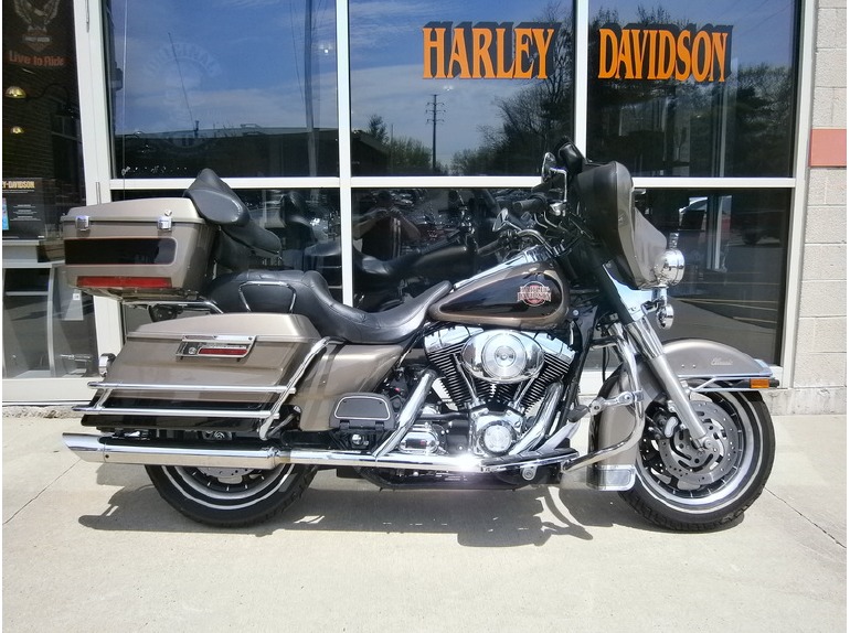 2004 Harley-Davidson FLHTC