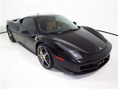 Ferrari : 458 2dr Coupe 2013 458 italia 4 k miles 311 k msrp carbon fiber shields rear camera parking 12