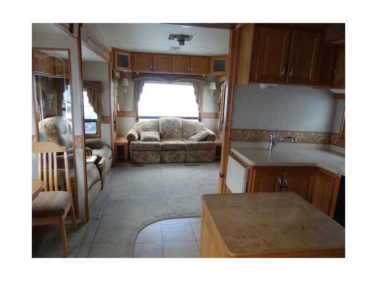 2005 DOUBLE TREE RV Mobile Suites 38RL3