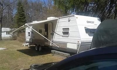 Camper 2003 QWEST by Jayco Model M298N Conventional Travel Trailer