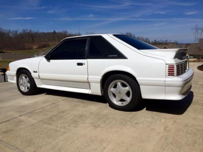 1992 FORD mustang