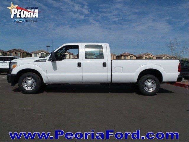 Ford : F-250 XL XL Ethanol - FFV New Truck 6.2L GVWR: 10 000 lb Payload Package 2 Speakers