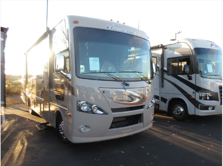 2015 Thor Motor Coach Hurricane 31S