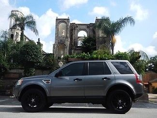 Land Rover : LR2  SE 4x4,NAV, REAR CAMERA, LEATHER SEATS, BLUETOOTH WE FINANCE/LEASE,TRADES WELCOME,EXTENDED WARRANTIES AVAILABLE,CALL 713-789-0000