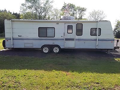 1994 camper travel trailer terry by fleetwood ready to pull 27' long SOLD AS IS