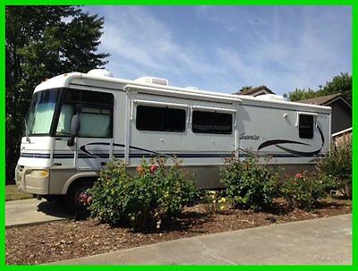 2004 Itasca Sunrise 34D 34' Class A RV Workhorse GM Gas 2 Slide Outs Generator