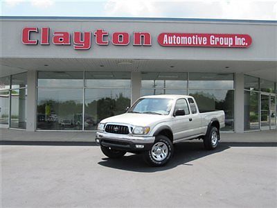 Toyota : Tacoma XtraCab PreRunner Automatic 2003 toyota tacoma prerunner 2.7 l rwd clean carfax new tires low miles