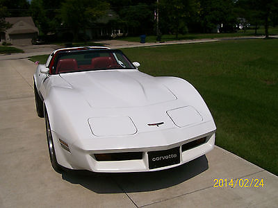 Chevrolet : Corvette COUPE 2 DOOR T-TOP 1980 glass t top coupe 21 930 actual miles 3 rd owner documented original