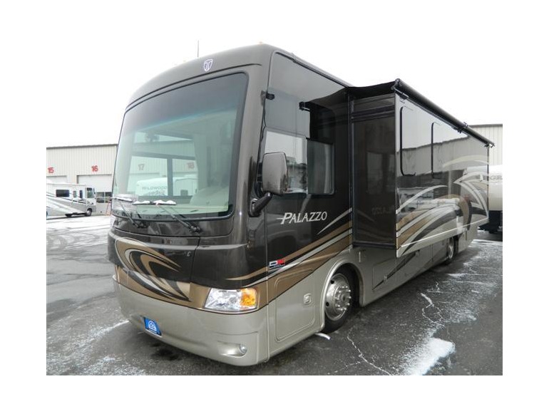 2015 Thor Motor Coach PALAZZO 33.2