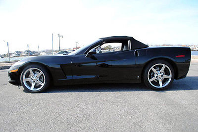 Chevrolet : Corvette 3LT Nav. Convertible 2008 chevy corvette convertible 3 lt nav triple black 12 k miles private sale