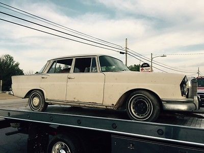 Mercedes-Benz : 200-Series MAKE OFFER ! 1964 mercedes benz 220 s 220 sb 220 parts car project in illinois
