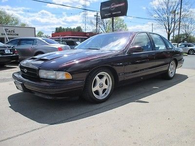 Chevrolet : Impala SS FREE SHIPPING WARRANTY 2 OWNER CLEAN CARFAX COLLECTOR LOWERED RARE CHEAP V8
