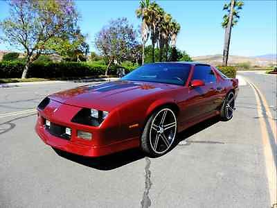 Chevrolet : Camaro IROC-Z 89 chevrolet camaro iroc z fully restored and tasteful upgrades glass t tops