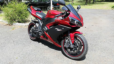 Yamaha : YZF-R 2007 yamaha r 1 excellent condition 12 k miles clean