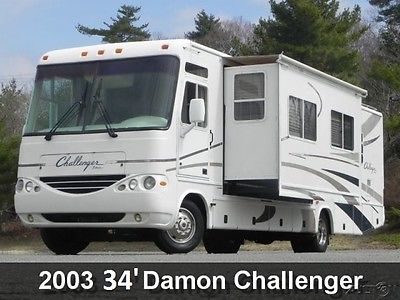 RV DAMON Challenger Floor model 327. 10,125 Miles ONLY!