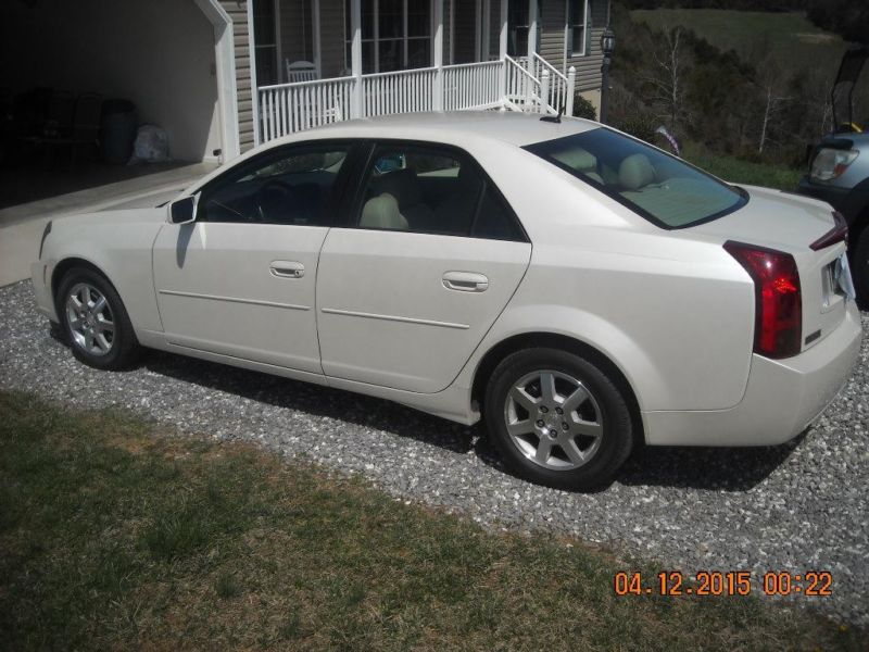 2005 Cadillac CTS, Luxury Package