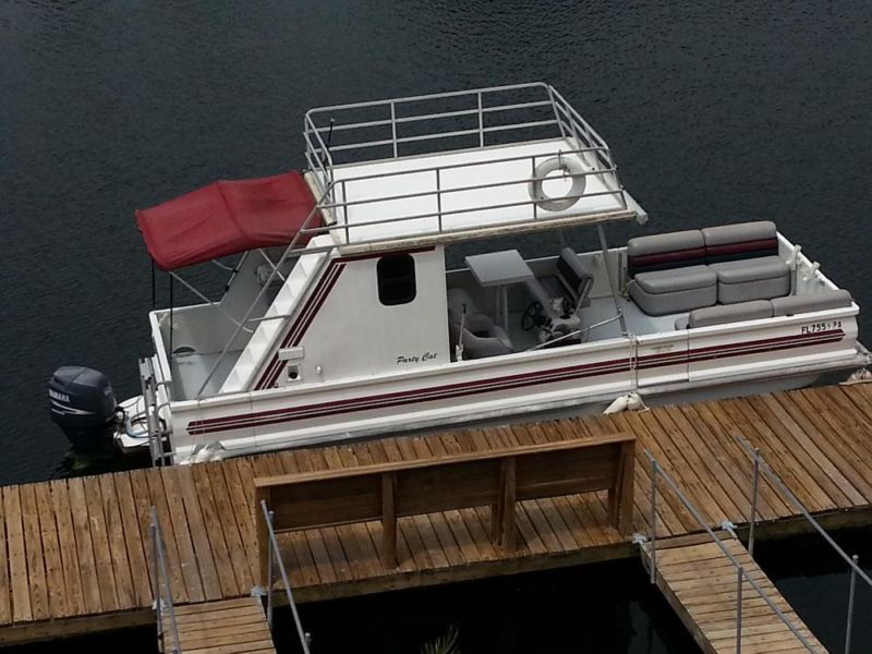 2003 Party Cat 26' Catamaran Deck Boat with Yamaha 90HP Motor
