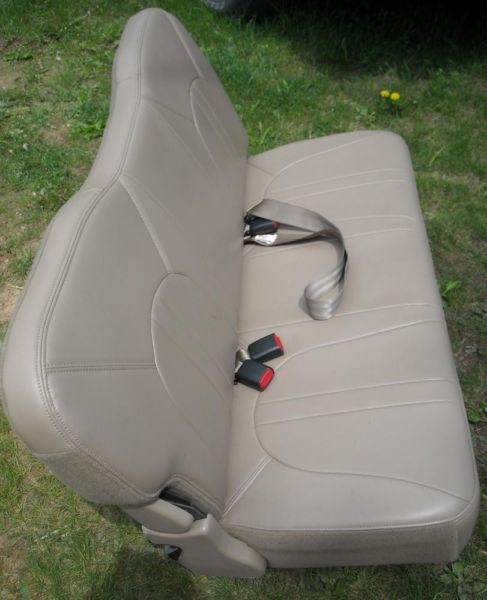 97 98 99 00 01 Ford Expedition: Third Seat Tan Leather, 2
